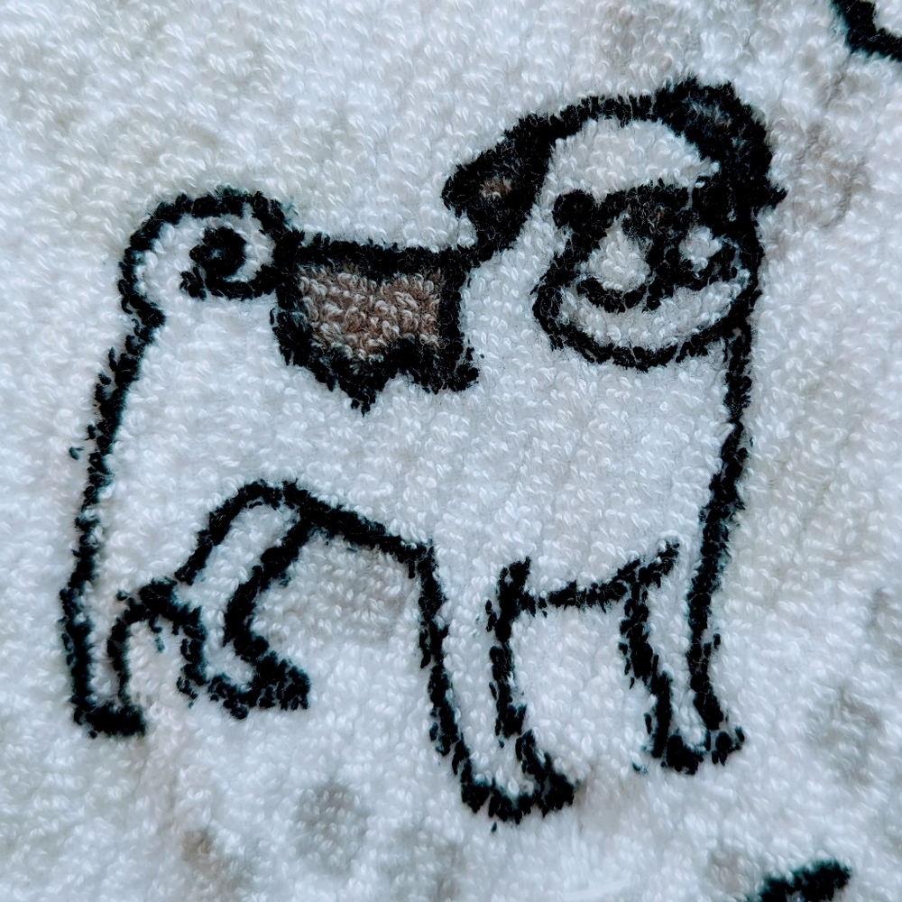 Boston Terrier Frenchie Pug Dog Print Fingertip Towel Set Of Two White Black NWT - Picture 3 of 11